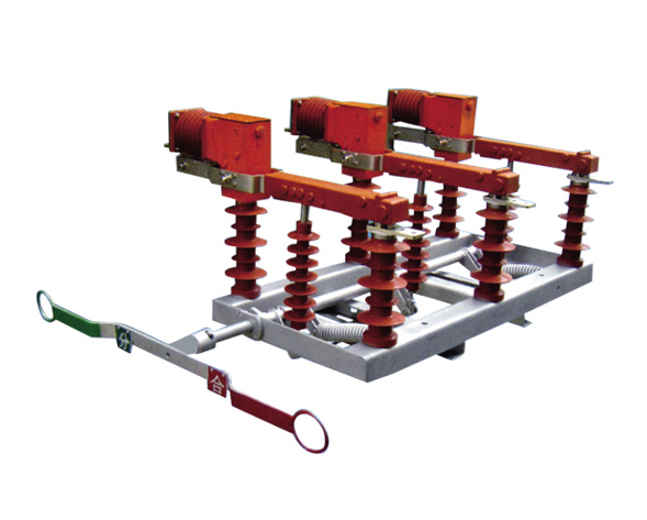 <div>FZW□-12戶(hù)外高壓隔離真空負(fù)荷開(kāi)關(guān)是由我公司和遼寧電力科學(xué)研究院高壓所聯(lián)合研制、開(kāi)發(fā)新一代高壓電<span style=